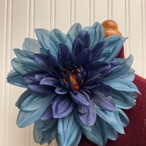 6,5 &quot;Blaue Blume Brosche Party Blume Anstecknadel Frauen Blume Anstecknadel Accessoires Schulter Corsage blaue Brosche Brosche Geschenk für sie