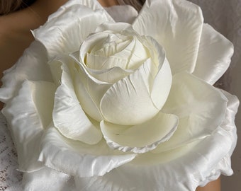 Large white rose flower brooch pin shoulder corsage white flower pin large flower pin women’s flower brooch pin wedding accessories brooch