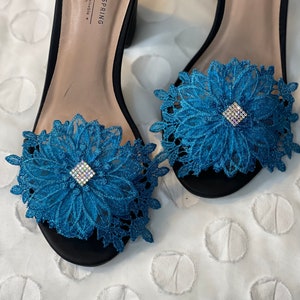 blue flower shoe clips bridesmaid shoe clips women shoe accessories Mother’s Day gifts wedding shoes accessories women’s shoe accessories