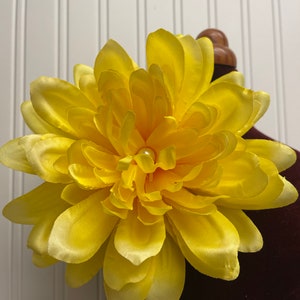 Large yellow flower brooch pins shoulder corsage brooches pin for dress party flower brooch pin yellow flower hair clips size 7”