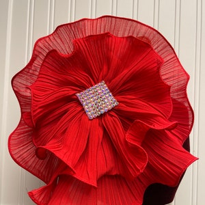 Broche de flor roja grande, broche de flor con volantes, broche de flor de tela grande de gran tamaño, broche de flor de fiesta, pin para accesorios de mujer