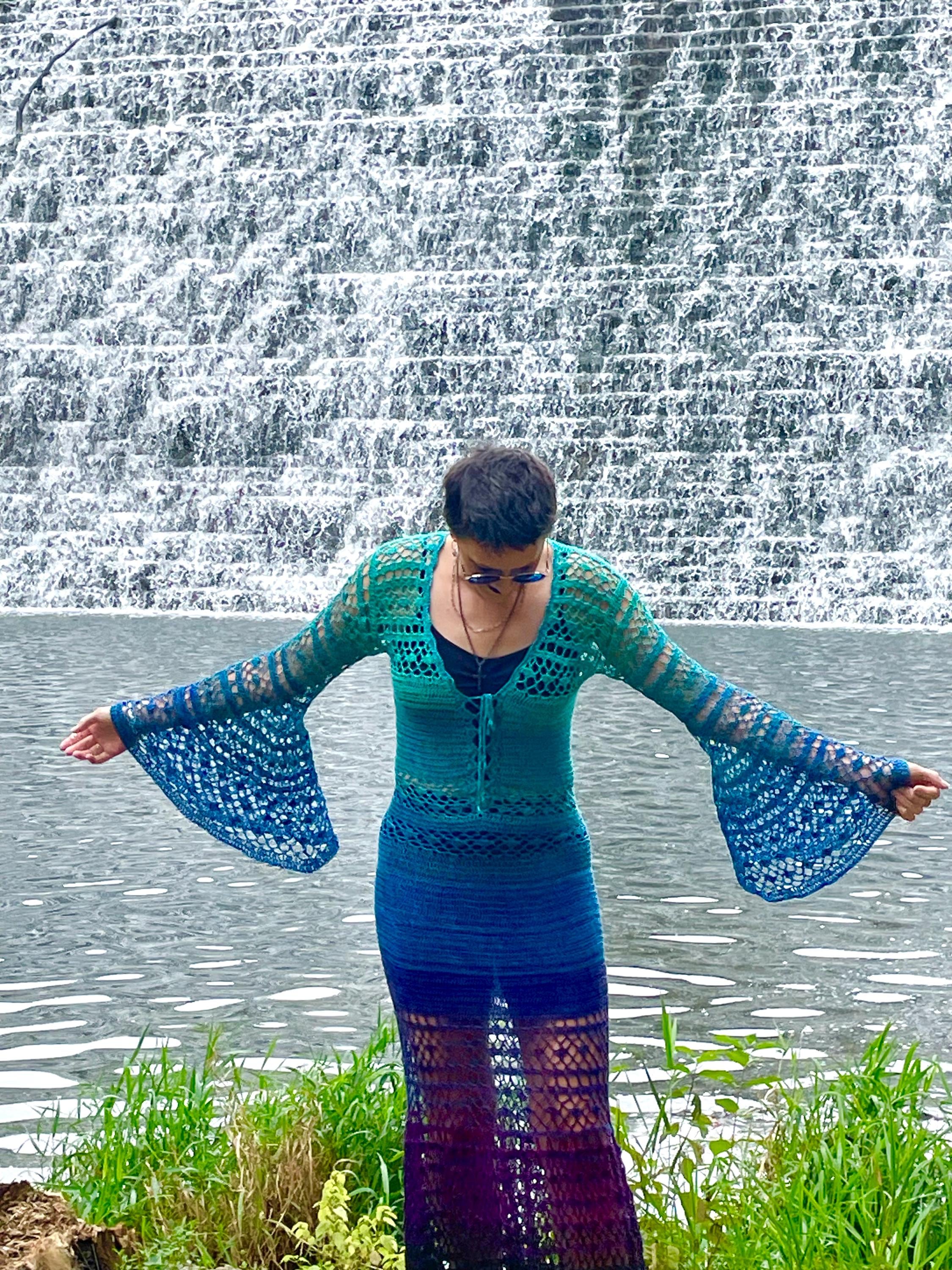 crochet morticia dress Ravelry: Morticia Adams dress pattern by Lorraine Stewart