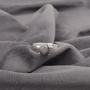 Anillo de ágata musgosa natural, anillo de plata de ley 925, anillo de diseñador hecho a mano, anillo de piedras preciosas de plata, anillos Haert, anillo de bodas, regalo para ella