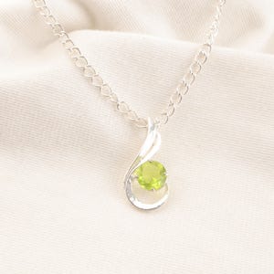 Peridot Pendant 925 Sterling Silver Pendant Peridot Gemstone Pendant Handmade Pendant Silver Jewelry Peridot Jewelry Gift For Her