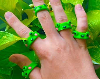 clay frog ring