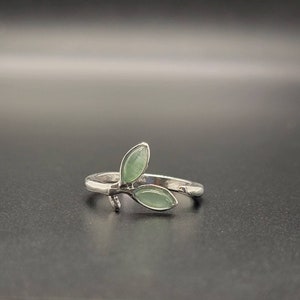 Namjooning green leaf ring