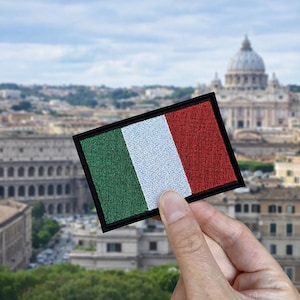 Italy Flag Patch – Italian Embroidered Badge | Sew On, Iron On, Velcro Patch for Jacket, Backpack, Hat, Uniform (6x4 cm)