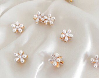 Small hair clip set gold, mini flower hair clips, bridal hair accessories with pearls