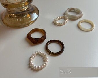 Simple ring set of acrylic and pearls, pearl ring, acrylic ring
