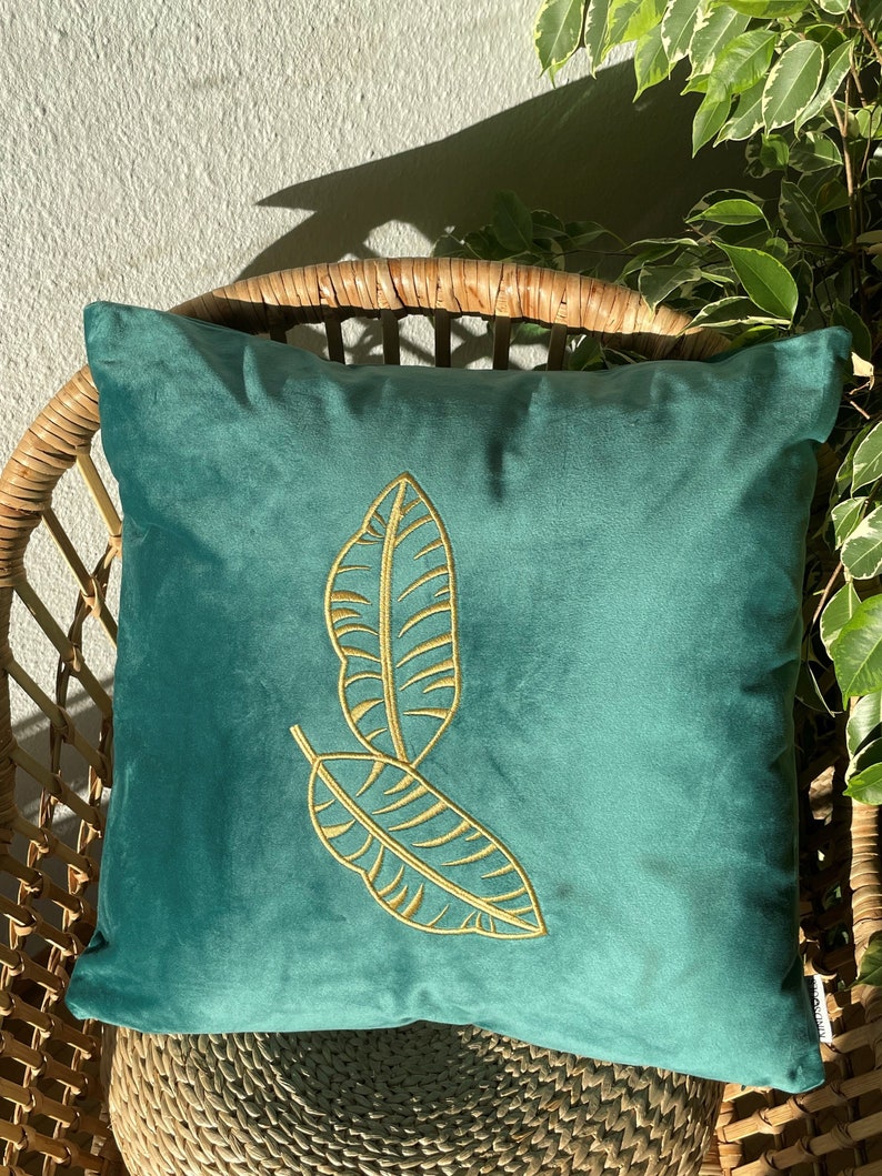 Boho velvet cushion cover with decorative embroidery in green Sofa velvet cushion cover 45 x 45 cm Velvet Pillow Cover image 2