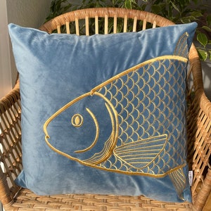 Boho Samt Kissenhülle mit dekorativer Gold stickerei in hell Blau | Sofa Samt Kissenbezug | 45 x 45cm | velvet pillow cover