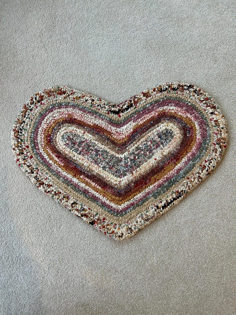 Farmhouse Rag Rug, Upcycled Rug, Homestead Decor - Etsy