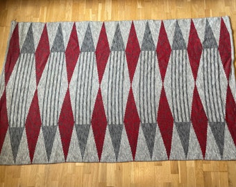 Red Reversible Rug | Large Double Sided Swedish Flatweave | 7'3 x 4'8 Vintage Röllakan Wool Kilim | 220 x 142 cm | Free Shipping