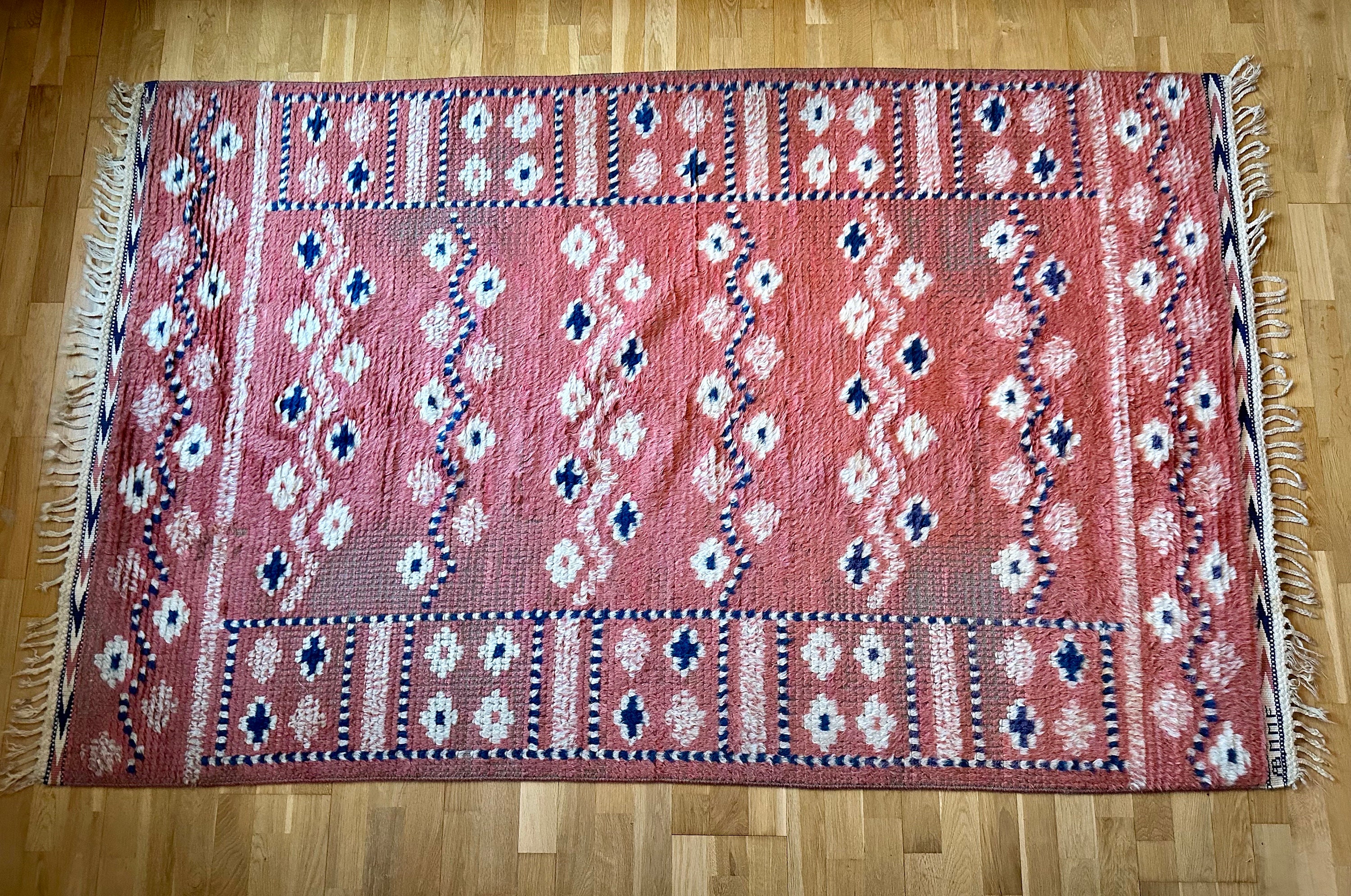m-rta-m-s-fjetterstr-m-swedish-rug-designed-1928-7-3-x-4-7-signed