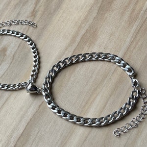 Magnetic heart matching bracelets