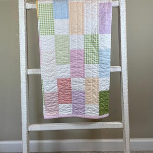 Pink pastel baby quilt, baby girl quilt, handmade baby quilt, baby blanket, newborn baby gift, baby shower gift, handmade baby gift
