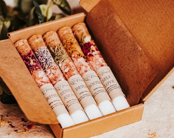 Bath Salt Gift Set Women Christmas Gifts Stocking Stuffer Bulk Exchange Coworker Spa Epsom Soak Himalayan Essential Oil Aromatherapy Self