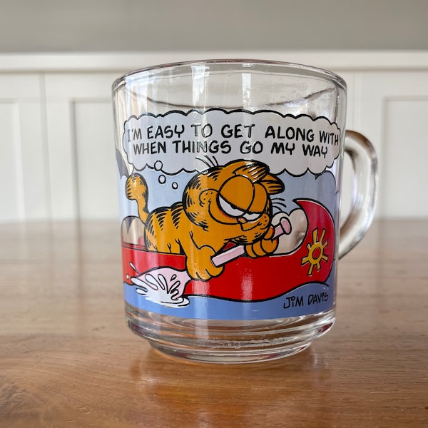 1978 Garfield Odie Mcdonalds Glass Coffee Mug Collectible Novelty T.V. Cartoon Vintage Home Cottage Kitchen Restaurant Tableware Jim Davis