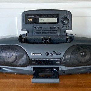 Boombox Panasonic RX-DT707 1991 Good Desing Award Electric