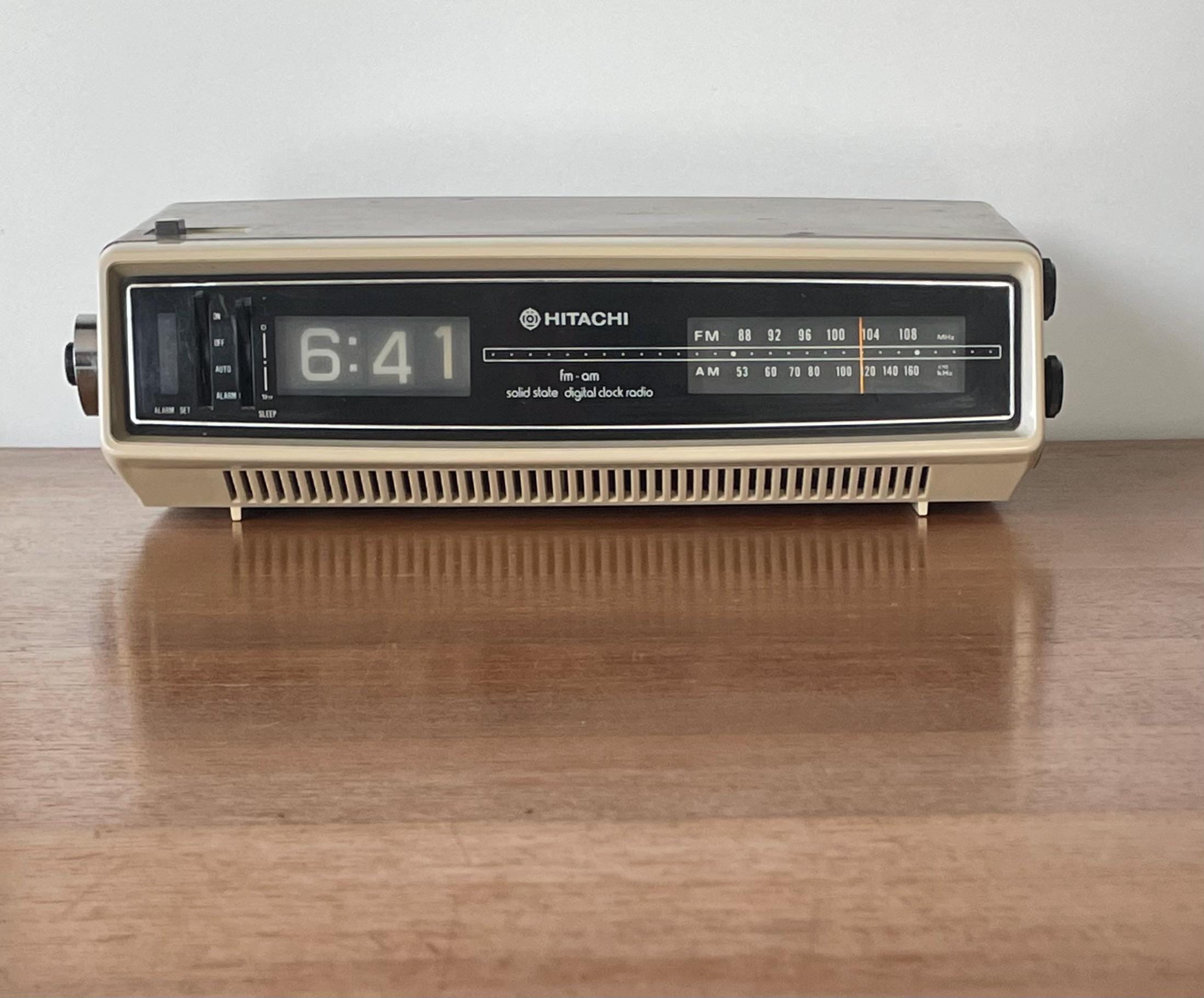 70s Flip Clock Radio Hitachi Model #KC-660C AM/FM Radio Working