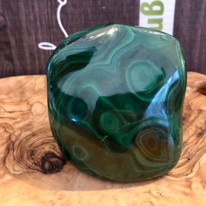 Energizing Malachite Free Form Dark Green Hue Boosts Self-Confidence with Stunning Patterns image 1