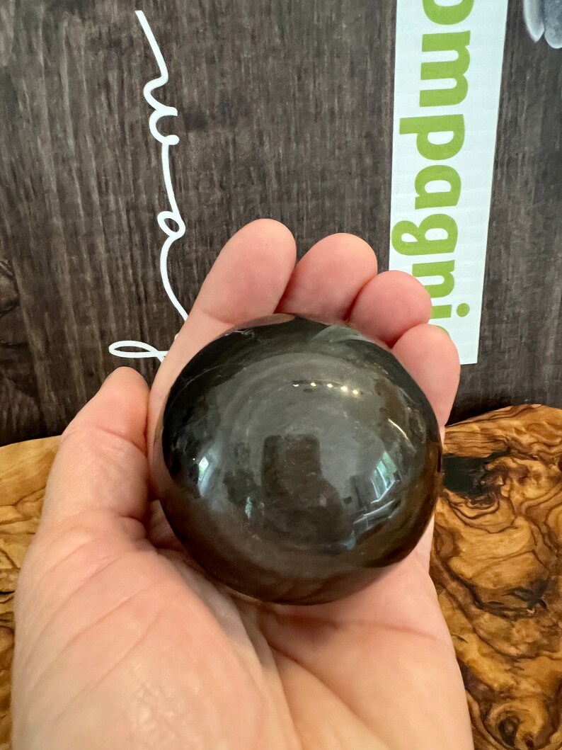 Silver Sheen Obsidian Sphere Perfect for Patience & Self-Reflection afbeelding 7