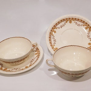 Paar von Copeland Spode&#39;s Centurion England Flache Sahne Suppenschüsseln und Untertassen