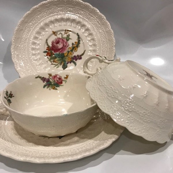 Pair of Vintage Spode Copeland England Heath & Rose (Jewel Shape) Flat Cream Soup Bowls and Saucers