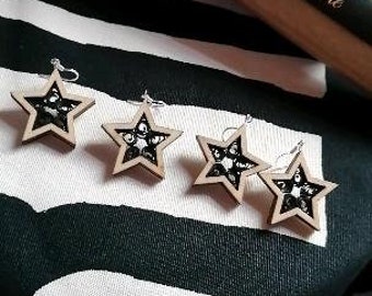 Star earrings. Sterling silver. Wood. Paper. Quilling