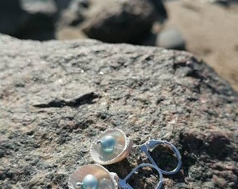 Aurora and blue freshwater pearl, solid sterling silver earings