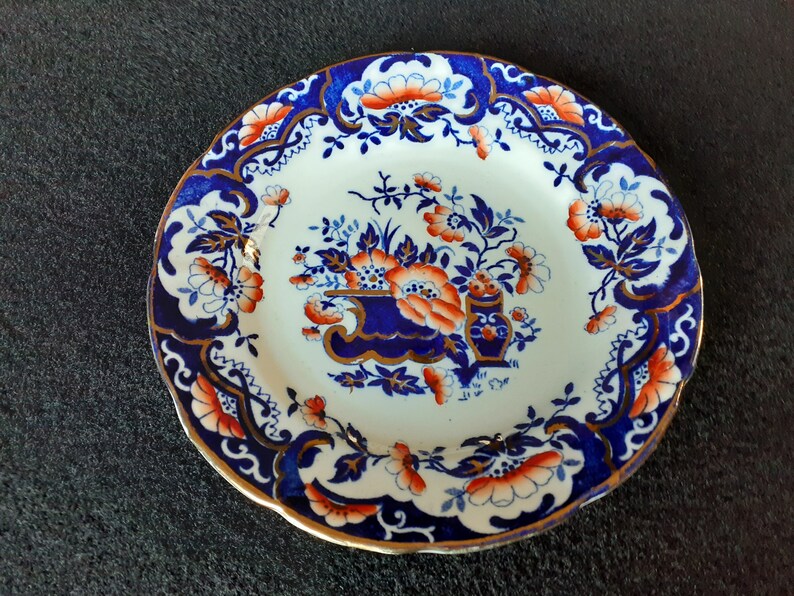 Late Victorian William Hudson /& Son Imari bone china trio