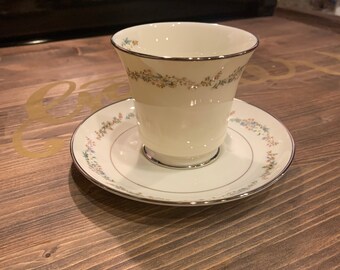 Vintage Gorham \u201cBlack Contessa\u201d set of 7 footed cups and saucers
