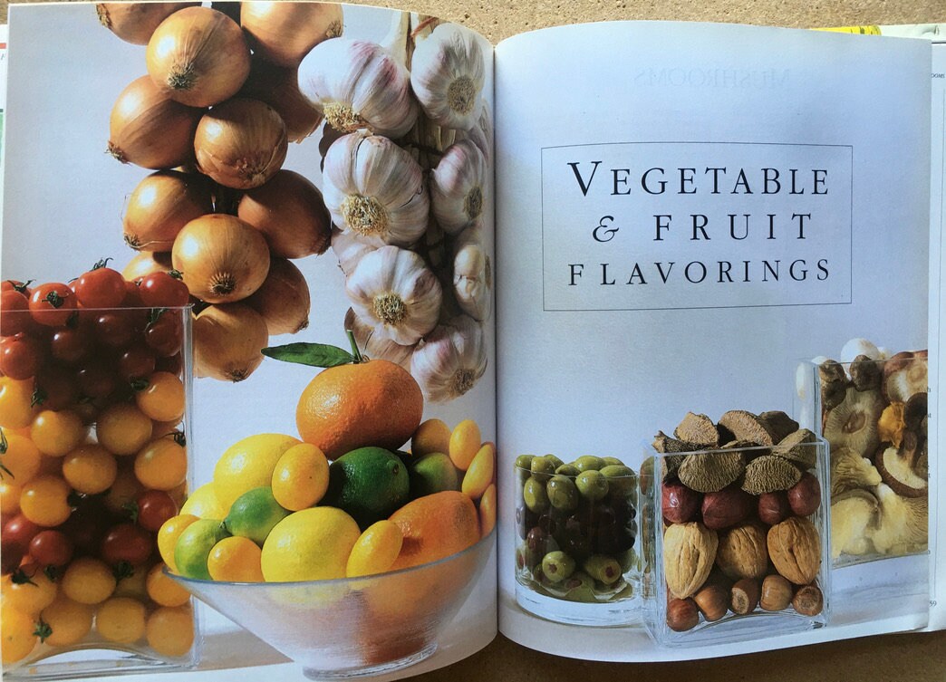 KAPITAL 2004 SPICES カタログ　4冊セット The book of spices: Rosengarten, Frederic: 9780870980312: Amazon