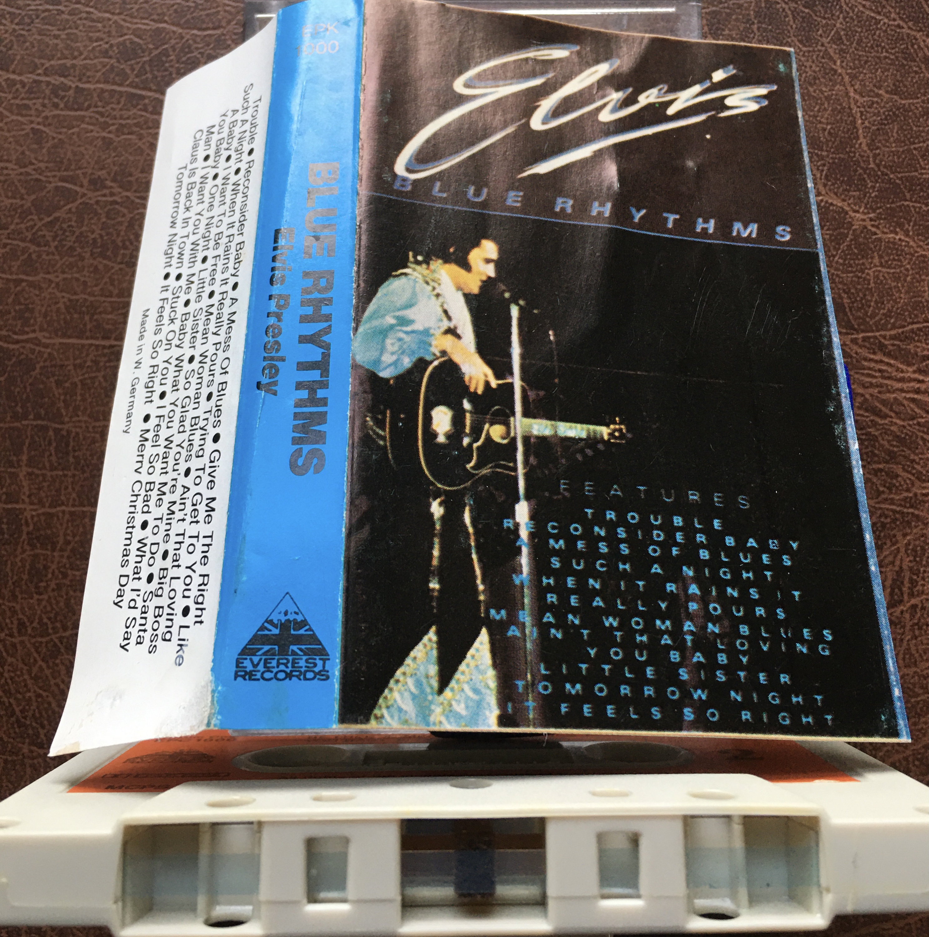 Elvis Presley 9 Like New Cassettes Xmas Guitar Man Blue Rhythm