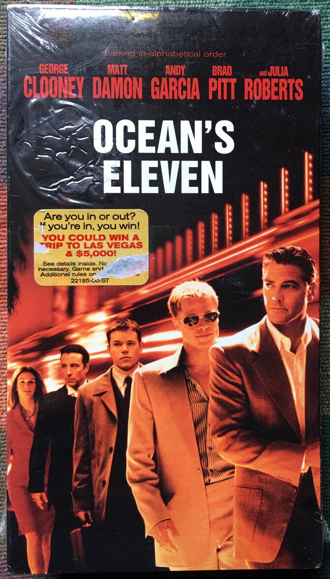 George Clooney Brad Pitt Ocean's Eleven New factory Sealed VHS Video Tape