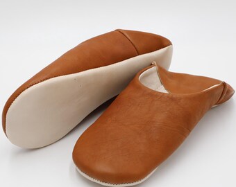 Handmade Leather slippers, Moroccan Babouches for women, babouche for home inside