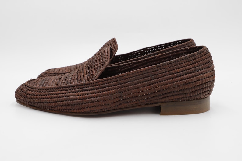 Wedding raffia shoes for men, handmade Moroccan raffia loafers, stylish raffia shoes for men, vegan raffia shoes, artisan-crafted men’s loafers, breathable summer footwear, casual and formal raffia shoes, perfect gift for him, lightweight Moroccan shoes.
