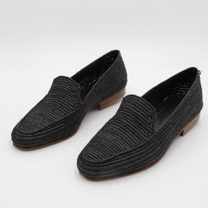 Wedding raffia shoes for men, handmade Moroccan raffia loafers, stylish raffia shoes for men, vegan raffia shoes, artisan-crafted men’s loafers, breathable summer footwear, casual and formal raffia shoes, perfect gift for him, lightweight Moroccan shoes.