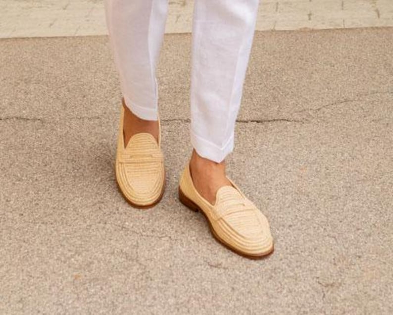 Wedding raffia shoes for men, handmade Moroccan raffia loafers, stylish raffia shoes for men, vegan raffia shoes, artisan-crafted men’s loafers, breathable summer footwear, casual and formal raffia shoes, perfect gift for him, lightweight Moroccan shoes.