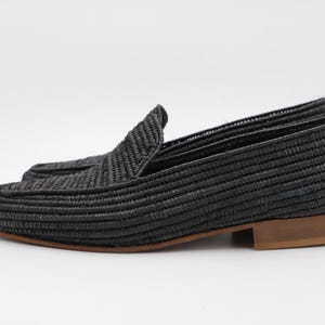 Wedding raffia shoes for men, handmade Moroccan raffia loafers, stylish raffia shoes for men, vegan raffia shoes, artisan-crafted men’s loafers, breathable summer footwear, casual and formal raffia shoes, perfect gift for him, lightweight Moroccan shoes.