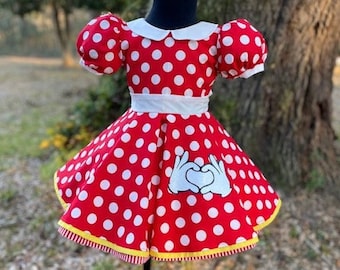 Do you love Minnie? Girl's costume, party dress, fancy outfit