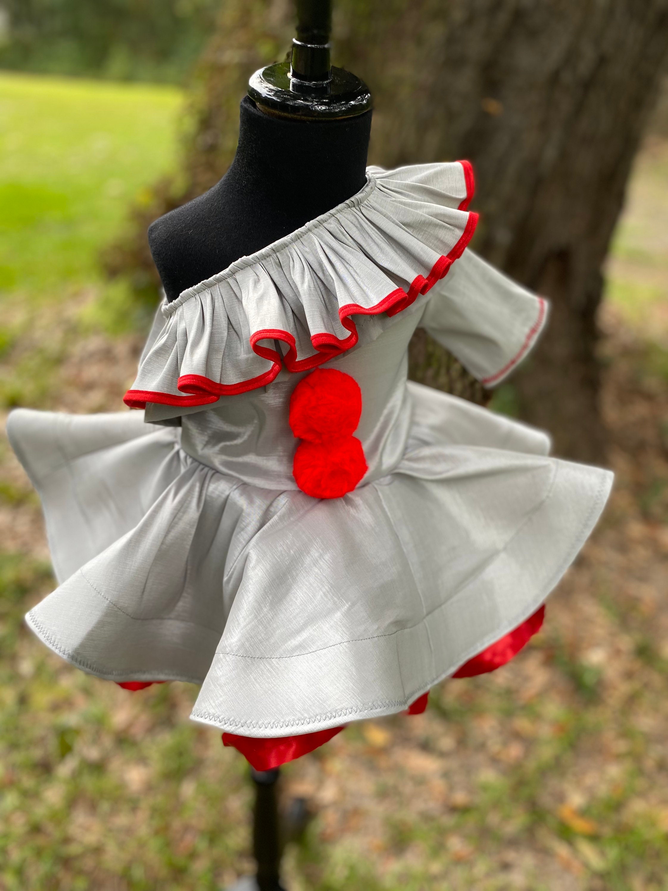 Pennywise With a Twist Scary Clown Dress Custom Cosplay - Etsy