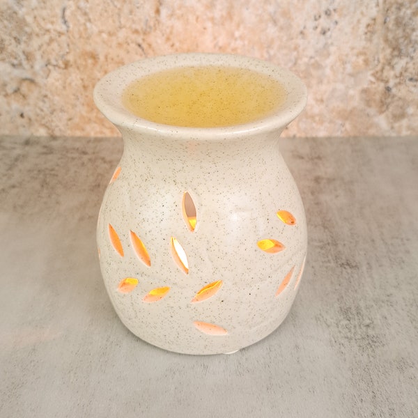 Ceramic Ivory Leaf Oil Warmer | Wax Warmer | Tealight Warmer | Oil Burner | Wax Burner