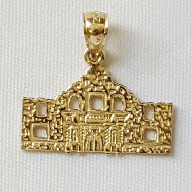 14K Yellow Gold ALAMO Mission San Antonio Texas Pendant