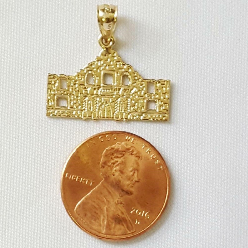 14K Yellow Gold ALAMO Mission San Antonio Texas Pendant