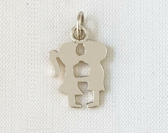 925 Sterling Silver Necklace w/ Kissing Couple Charm Pendant