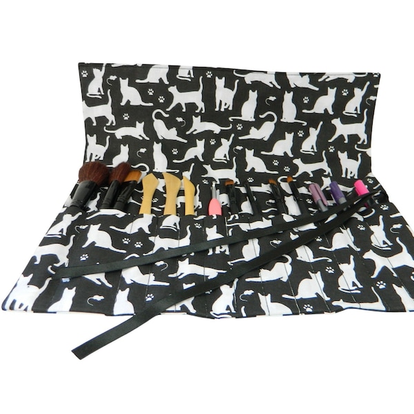 pencil roll, cats, brush roller, pencil case, makeup brush, hook needles, utensile silo, storage, small parts, organizer, travel