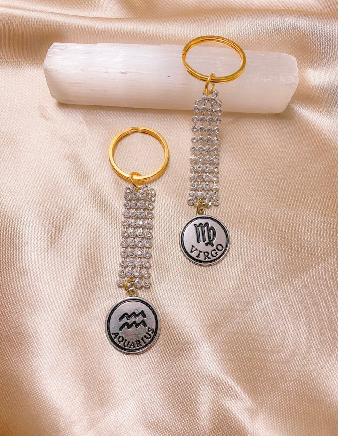 Zodiac Sign Keychains Porteclés personnalisés Etsy