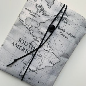 Pochette à livre - Carte noir et blanc (format au choix)