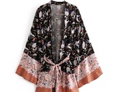 GRUE Kimono Vintage black Crane Floral Print Sashes kimono Jacket Women bohemian V Neck batwing Sleeves happie short robe Kimono